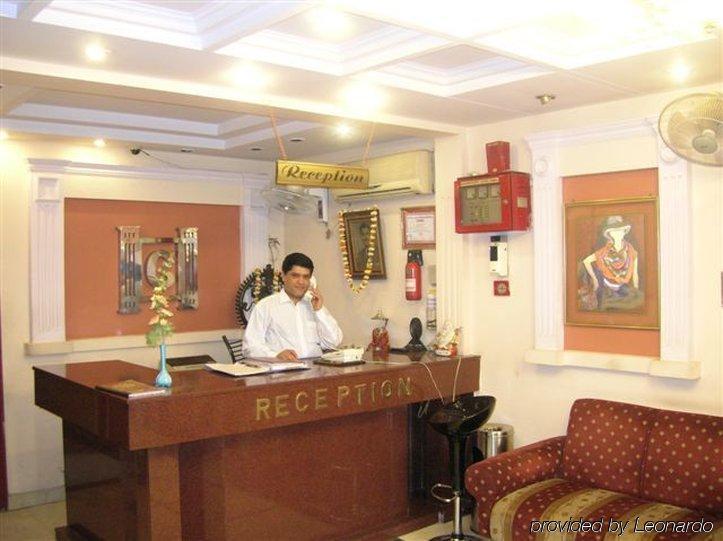 Hotel Classic New Delhi Interior photo